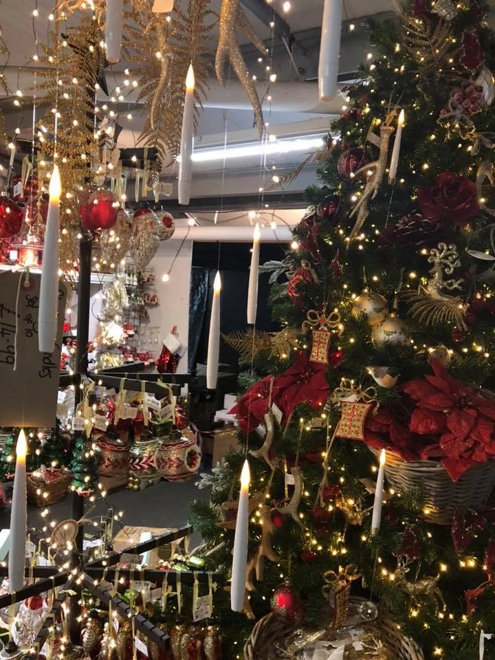 Special Offer- Magical Themed Floating Candles - 15cm - Pack of 10 - Image 4