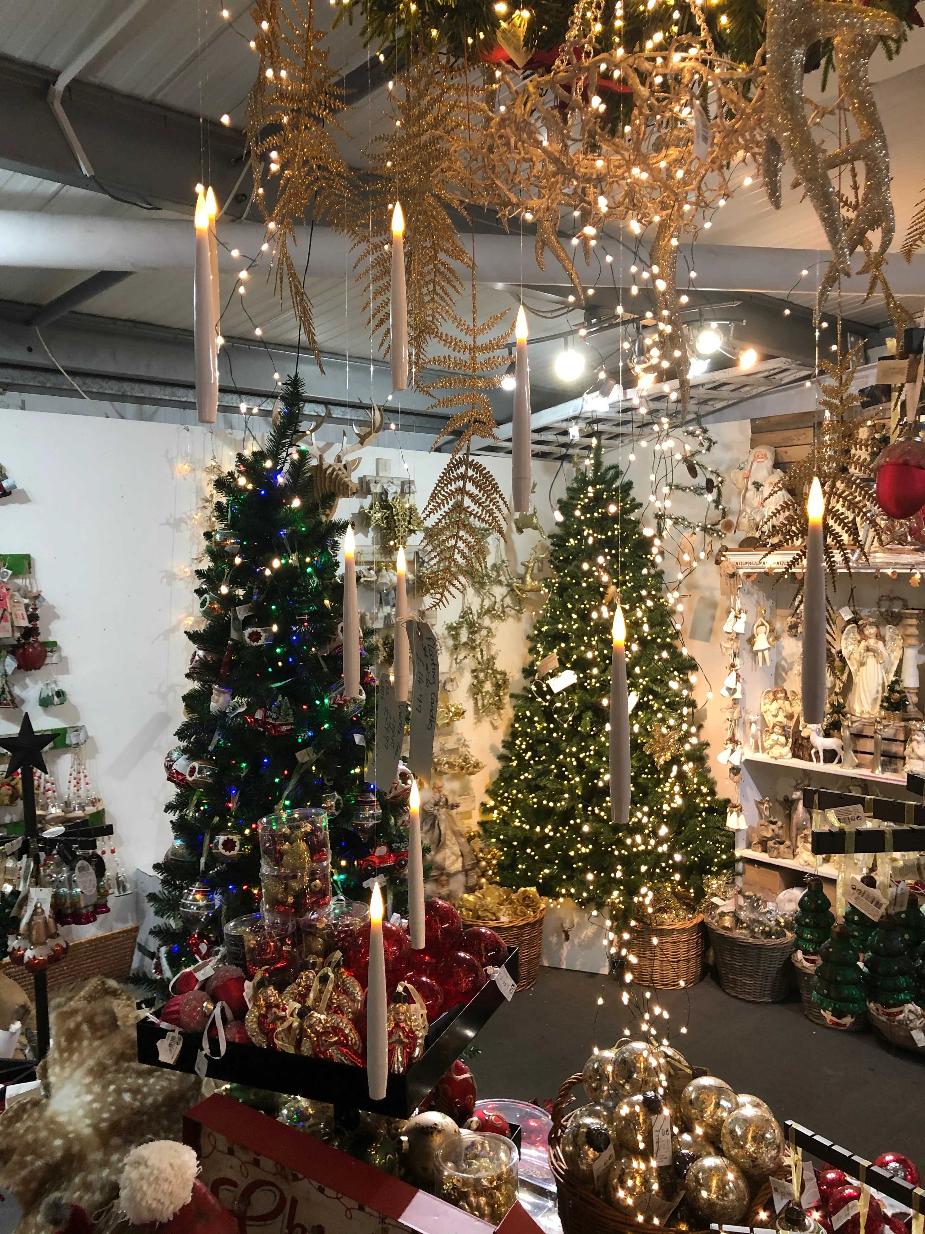 Special Offer- Magical Themed Floating Candles - 15cm - Pack of 10 - Image 5