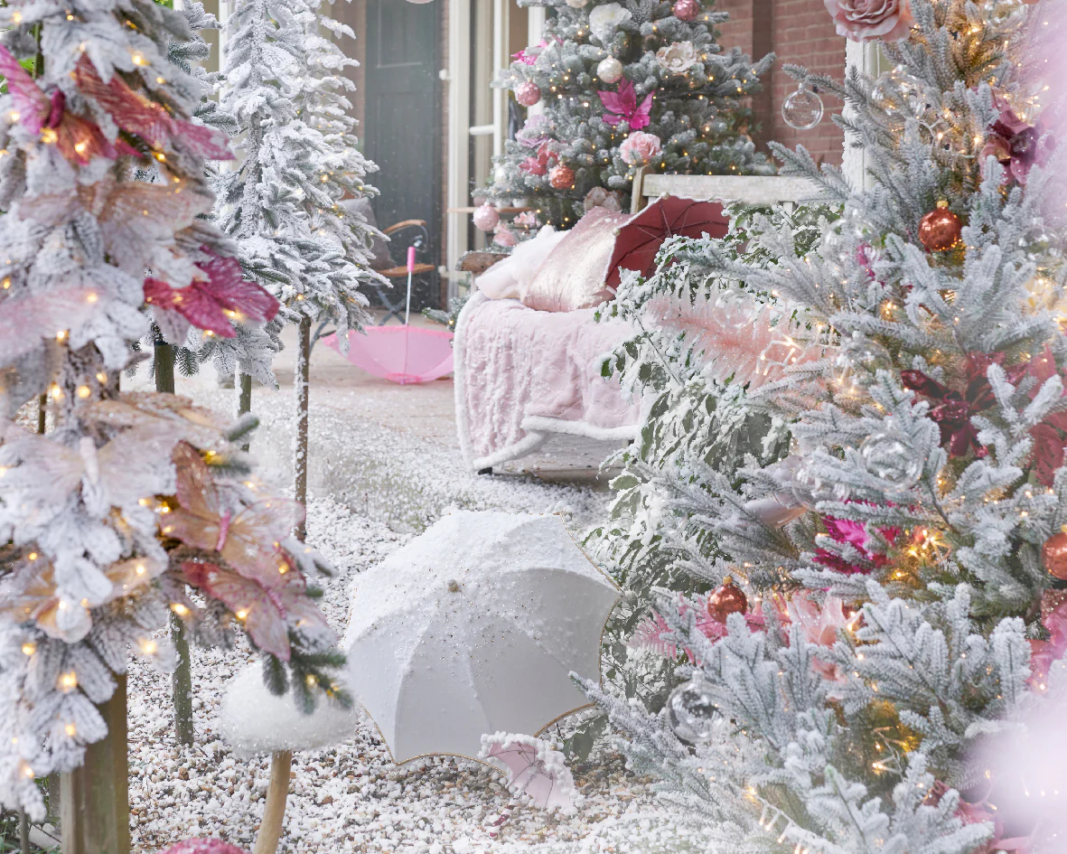 Everlands Snowy Alpine Fir Artificial Christmas Tree - Image 3