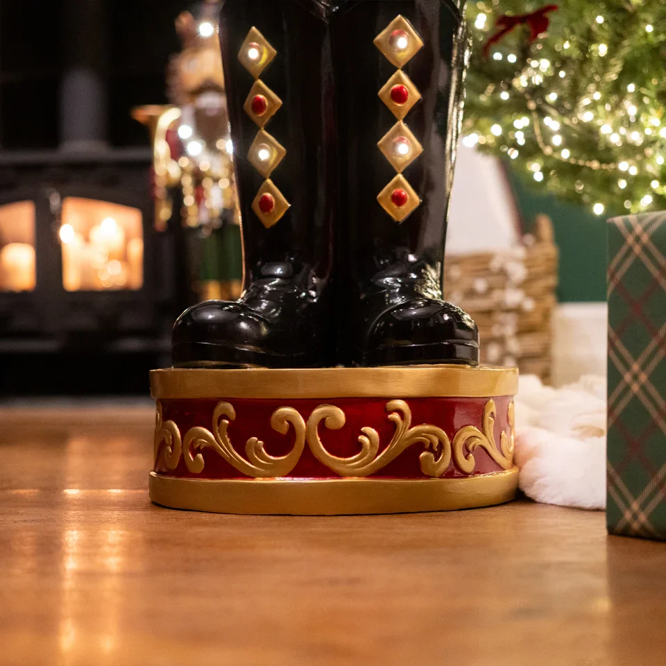 Klaus the Giant 5.5ft Nutcracker with LED Lights - 168cm - Image 5