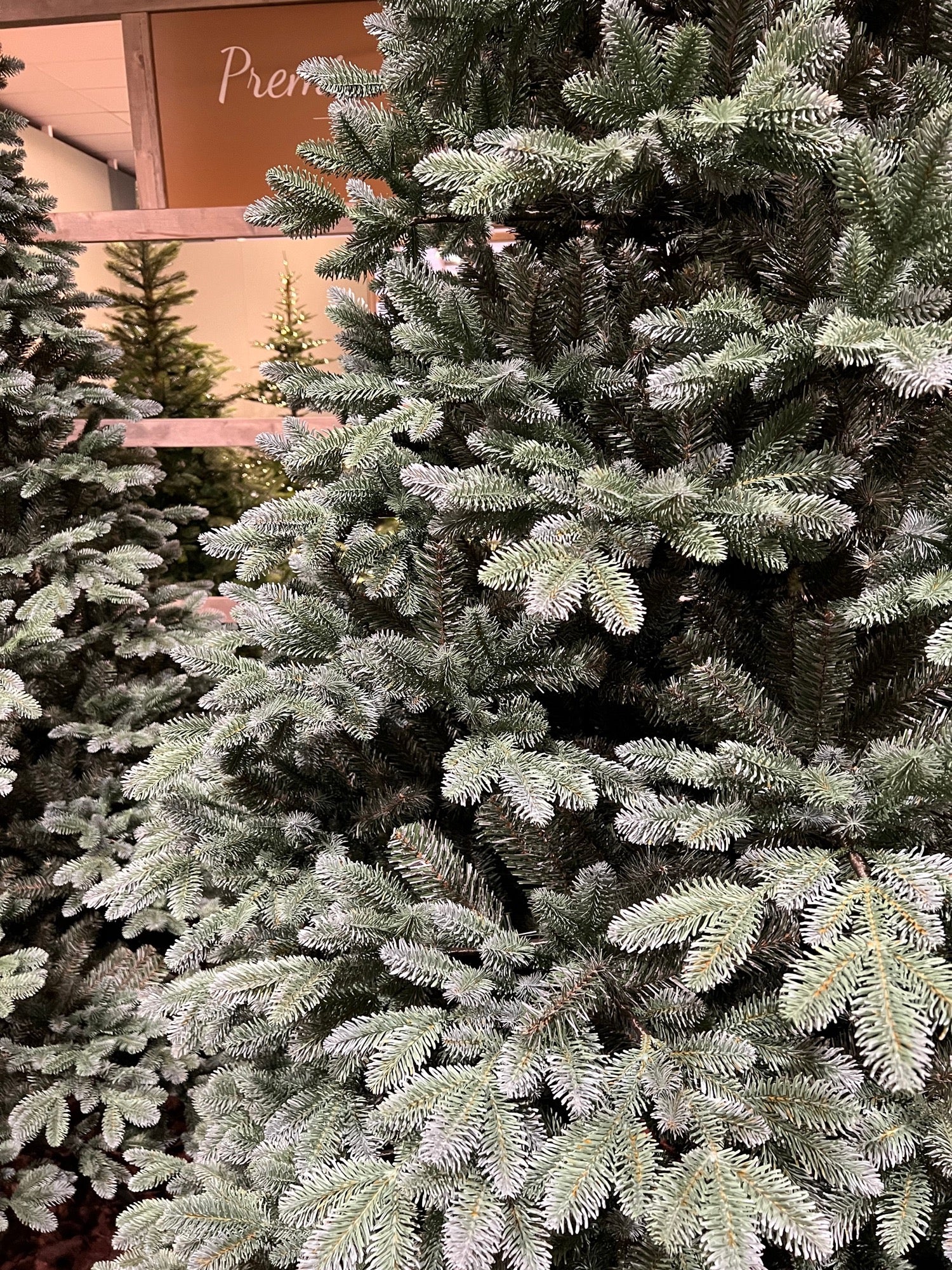 Everlands Trondheim Spruce Christmas Tree - Image 10